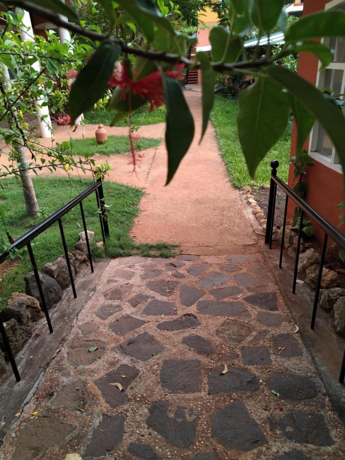 Inn Pondiville Forest Retreat Pondicherry Bagian luar foto