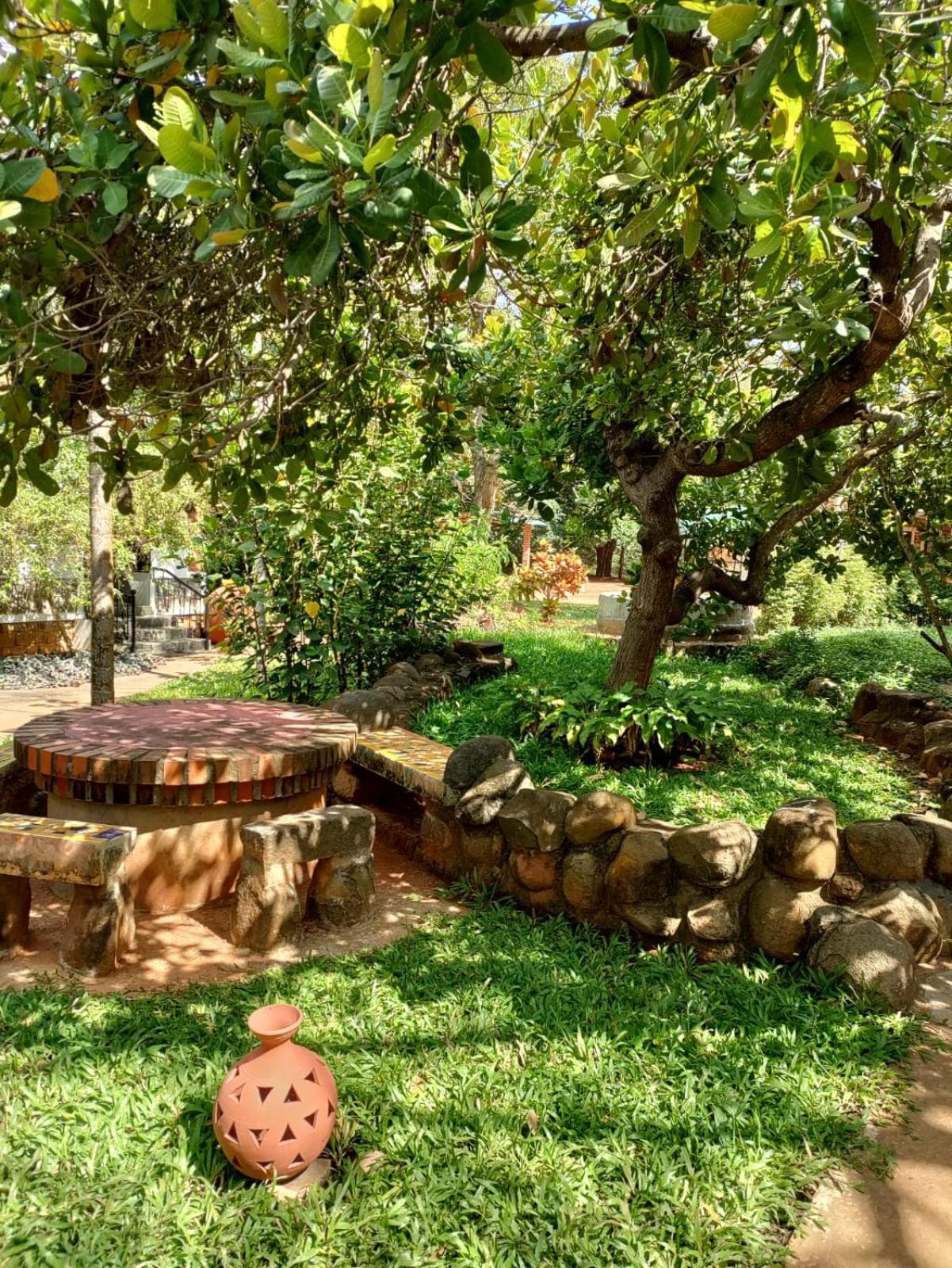 Inn Pondiville Forest Retreat Pondicherry Bagian luar foto