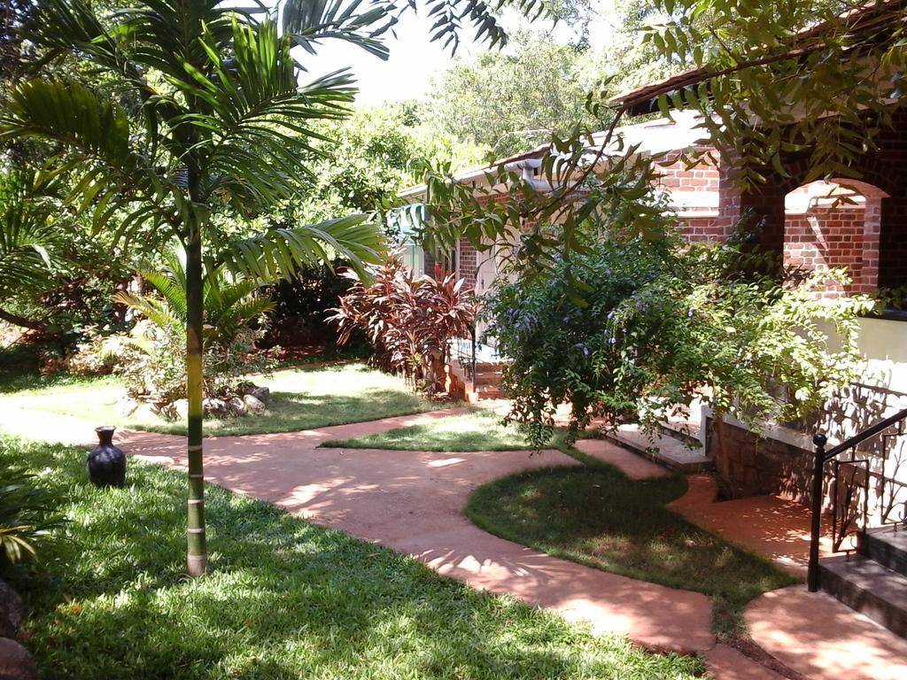 Inn Pondiville Forest Retreat Pondicherry Bagian luar foto