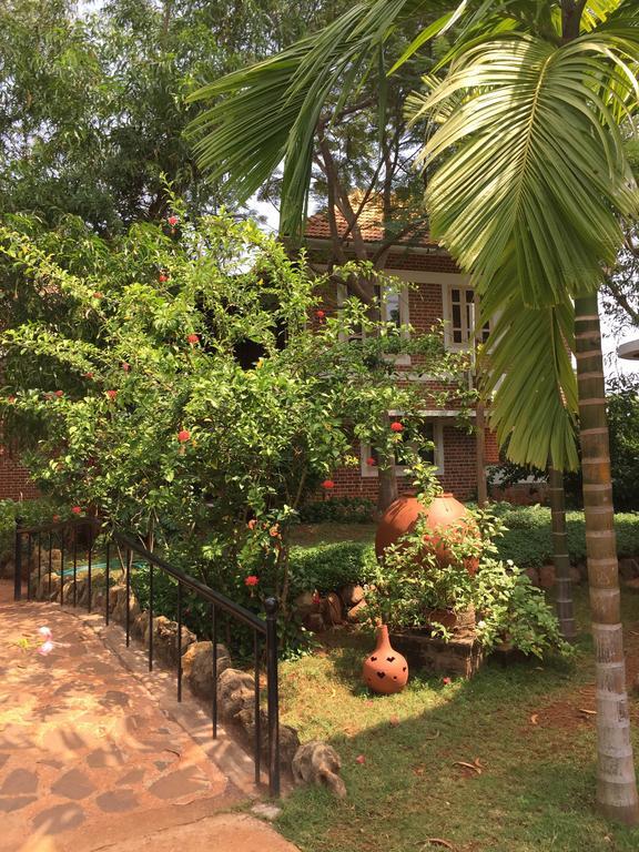 Inn Pondiville Forest Retreat Pondicherry Bagian luar foto