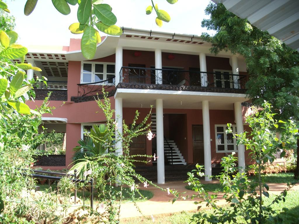 Inn Pondiville Forest Retreat Pondicherry Bagian luar foto